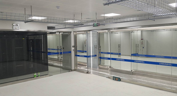 金屬復(fù)合板的優(yōu)勢,穹明金屬復(fù)合板的優(yōu)勢 金屬復(fù)合板的優(yōu)勢,穹明金屬復(fù)合板的優(yōu)勢