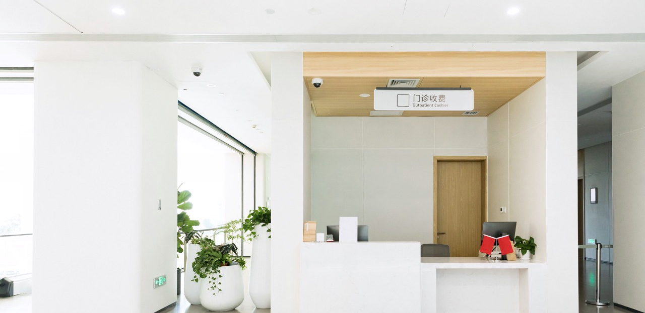 疫情當下,醫(yī)院墻面的未來趨勢——裝配式金屬抗菌板 疫情當下,醫(yī)院墻面的未來趨勢——裝配式金屬抗菌板